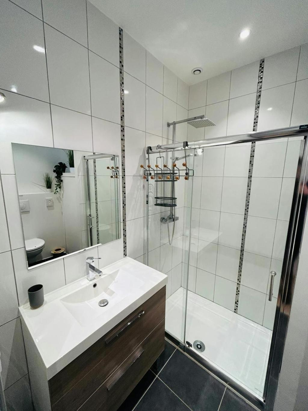 L'Etape Des Sacres Apartment Реймс Екстериор снимка