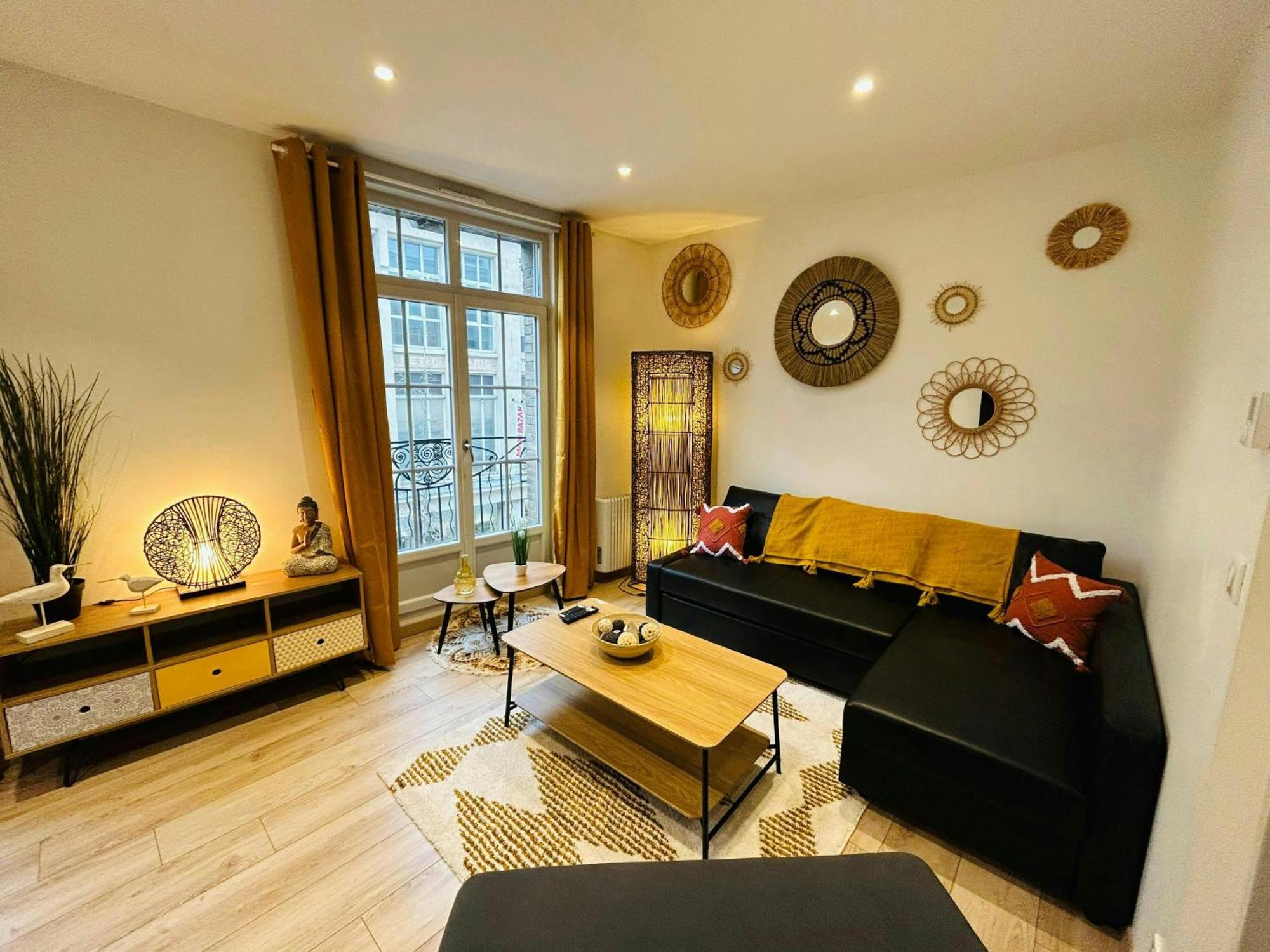 L'Etape Des Sacres Apartment Реймс Екстериор снимка